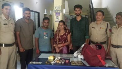 लखनादौन पुलिस ने लाखों के सोने-चांदी के जेवरात से भरा गुम बैग बरामद किया