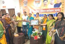 ‘आंगन का उत्सव’ को लेकर भाजपा महिला मोर्चा की बैठक, सीमा सिंह यादव ने दी कार्ययोजना को लेकर मार्गदर्शक जानकारी | Dainik Yashonnati सिवनी में आंगन का उत्सव कार्यक्रम को लेकर भाजपा महिला मोर्चा की बैठक