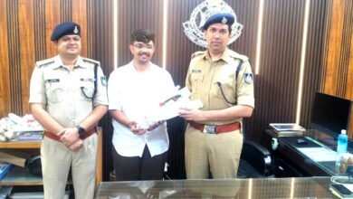 छपारा पुलिस द्वारा साइबर फ्रॉड के 35 लाख रुपये वापस कराने की कार्रवाई