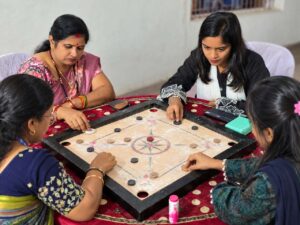 छपारा में नमो युवा शक्ति कार्यक्रम में शामिल स्व-सहायता समूह की दीदियां