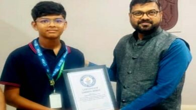 DPS छिंदवाड़ा के छात्र सानिध्य धुर्वे ने स्केटिंग में बनाया गिनीज वर्ल्ड रिकॉर्ड