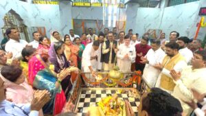 सिवनी में आशीर्वाद का दीया कार्यक्रम में जगमगाते दीप