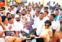 ‘वोट चोरी’ के विरोध में सिवनी में कांग्रेस का धरना, पैदल मार्च निकालकर राष्ट्रपति के नाम सौंपा ज्ञापन | Dainik Yashonnati सांसद बंटी विवेक साहू ने 11 मरीजों को दिलाई आर्थिक सहायता