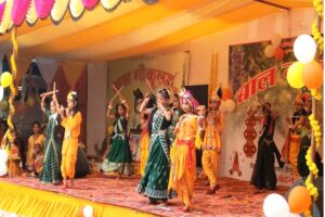सिवनी सरस्वती शिशु मंदिर में श्रीकृष्ण जन्माष्टमी पर आयोजित बालगोकुलम् कार्यक्रम