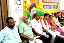 सिवनी में सेवा संकल्प अभियान की पत्रकार वार्ता को संबोधित करते भाजपा प्रदेश प्रवक्ता गौरव पारधी