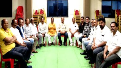 छिंदवाड़ा के महाजन लॉन में 27 प्रतिशत ओबीसी आरक्षण को लेकर आयोजित सामाजिक संगठनों की बैठक