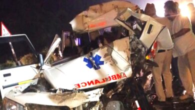 कुरई में NH-44 पर एंबुलेंस और कंटेनर की टक्कर