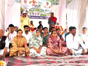 गांधी जयंती पर संदेश देतीं भाजपा जिला अध्यक्ष मीना बिसेन