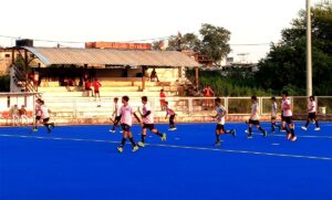 सिवनी एस्ट्रो टर्फ स्टेडियम में राज्य स्तरीय शालेय हॉकी प्रतियोगिता के मुकाबले